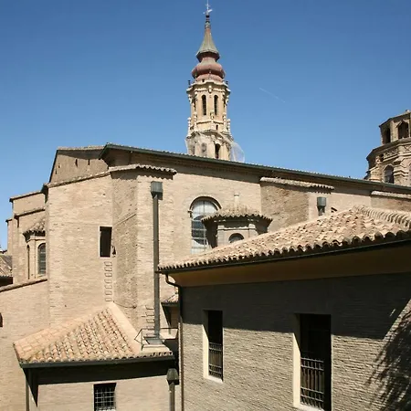Dean Dos Catedrales Appartement Zaragoza
