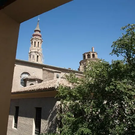 Dean Dos Catedrales Apartman